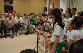 14-15下學期訓育組溪長者舍中心探訪活動 (38)_1024.JPG