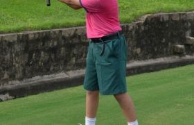 14-15體育組高球訓練班相片27-5-15 (16)_1024.JPG