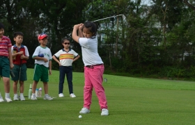 14-15體育組高球訓練班相片27-5-15 (2)_1024.JPG