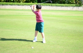 14-15體育組高球訓練班3-6-15 (10)_1024.JPG