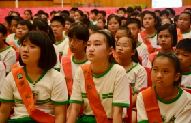 15-16訓育組服務團隊就職典禮 (13).JPG