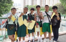 15-16上學期訓育組服務學習賣旗籌款慈善活動 (55).jpg