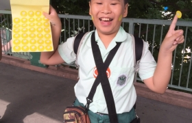 15-16上學期訓育組服務學習賣旗籌款慈善活動 (67).jpg