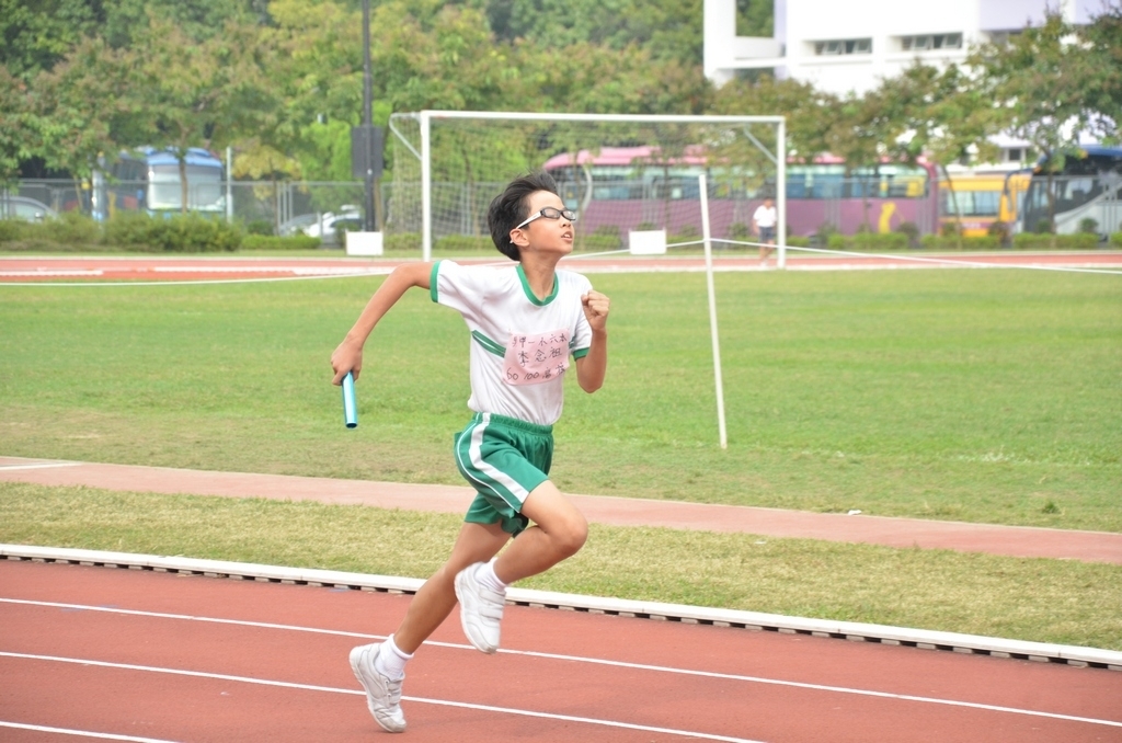 15-16鳳溪小學第五十九屆運動會 (1072)_1024.JPG