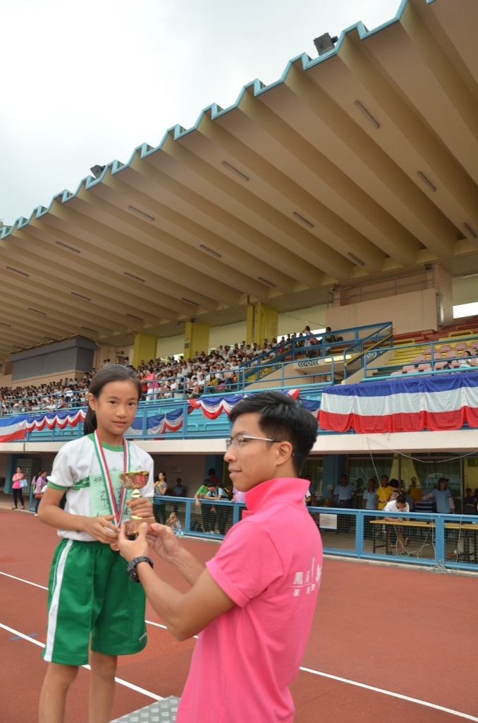 15-16鳳溪小學第五十九屆運動會 (1247)_1024.JPG