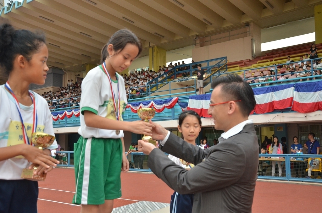 15-16鳳溪小學第五十九屆運動會 (1270)_1024.JPG