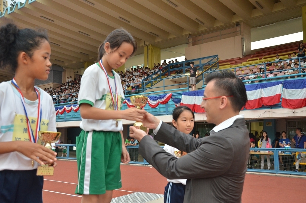 15-16鳳溪小學第五十九屆運動會 (1271)_1024.JPG