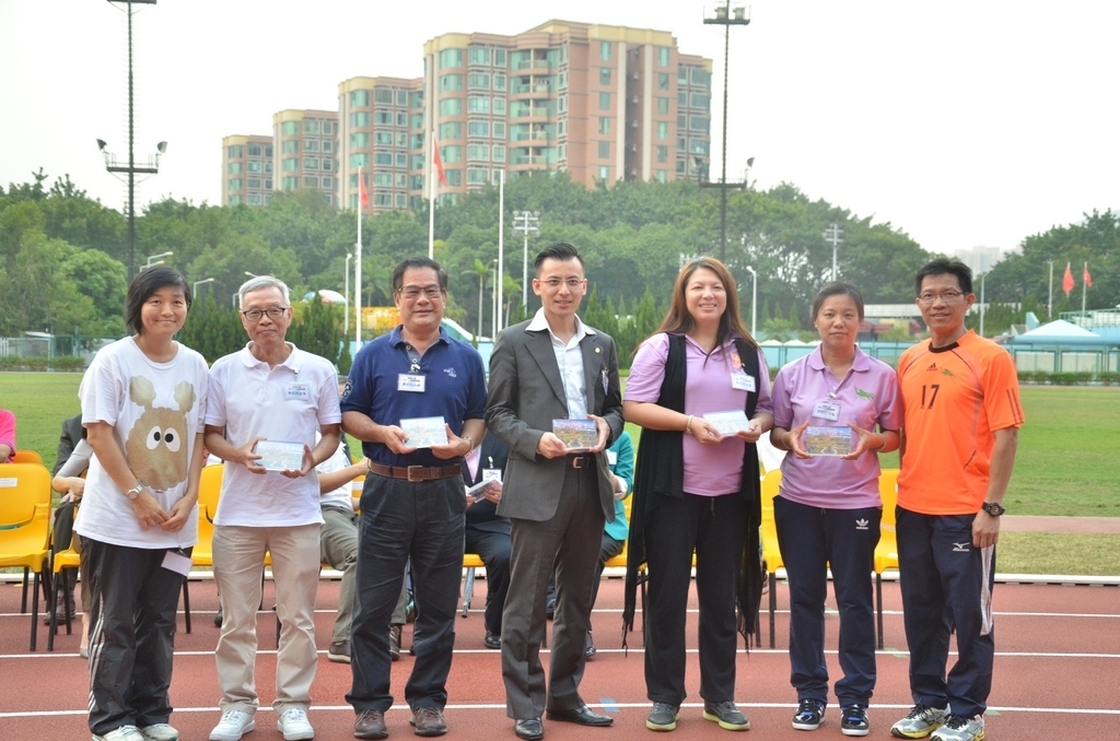15-16鳳溪小學第五十九屆運動會 (1372)_1024.JPG