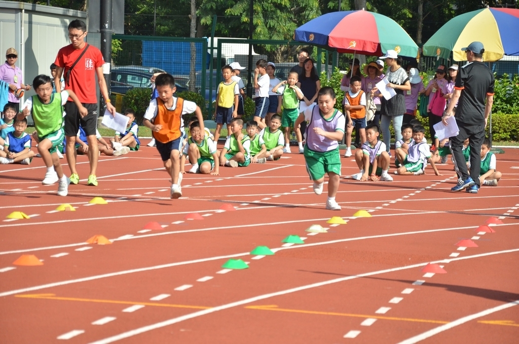 15-16鳳溪小學第五十九屆運動會 (258)_1024.JPG