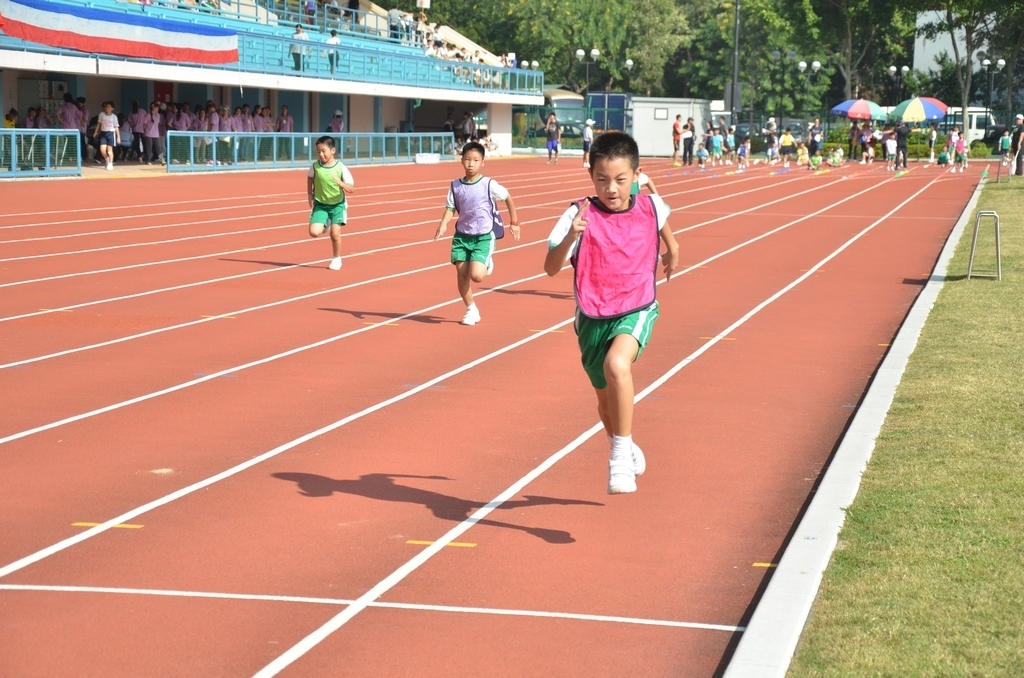 15-16鳳溪小學第五十九屆運動會 (271)_1024.JPG