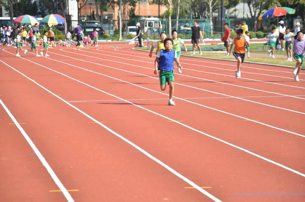 15-16鳳溪小學第五十九屆運動會 (325)_1024.JPG
