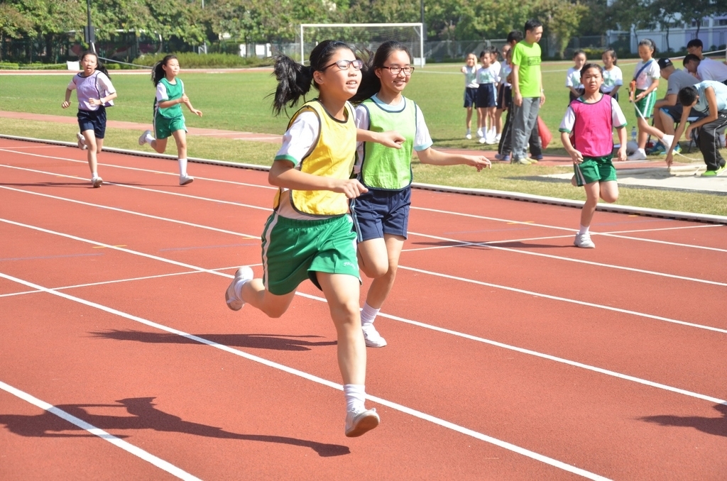 15-16鳳溪小學第五十九屆運動會 (500)_1024.JPG