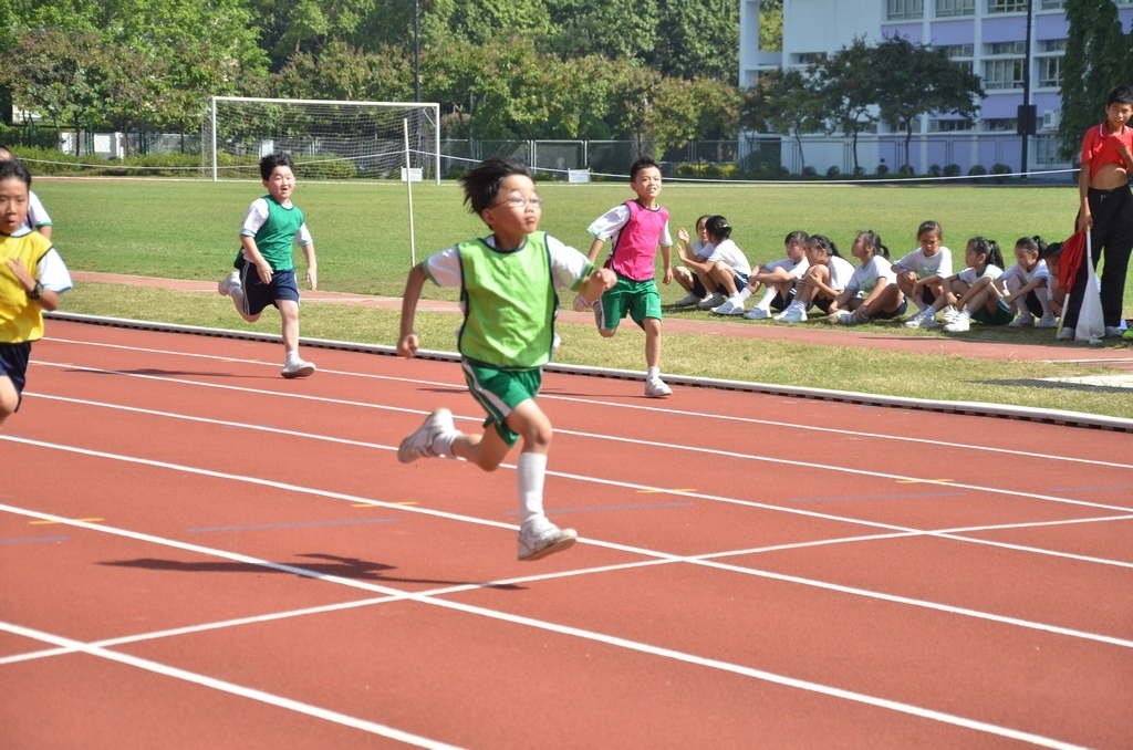 15-16鳳溪小學第五十九屆運動會 (529)_1024.JPG