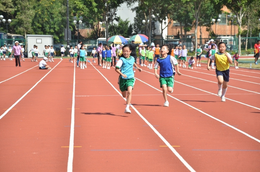 15-16鳳溪小學第五十九屆運動會 (562)_1024.JPG