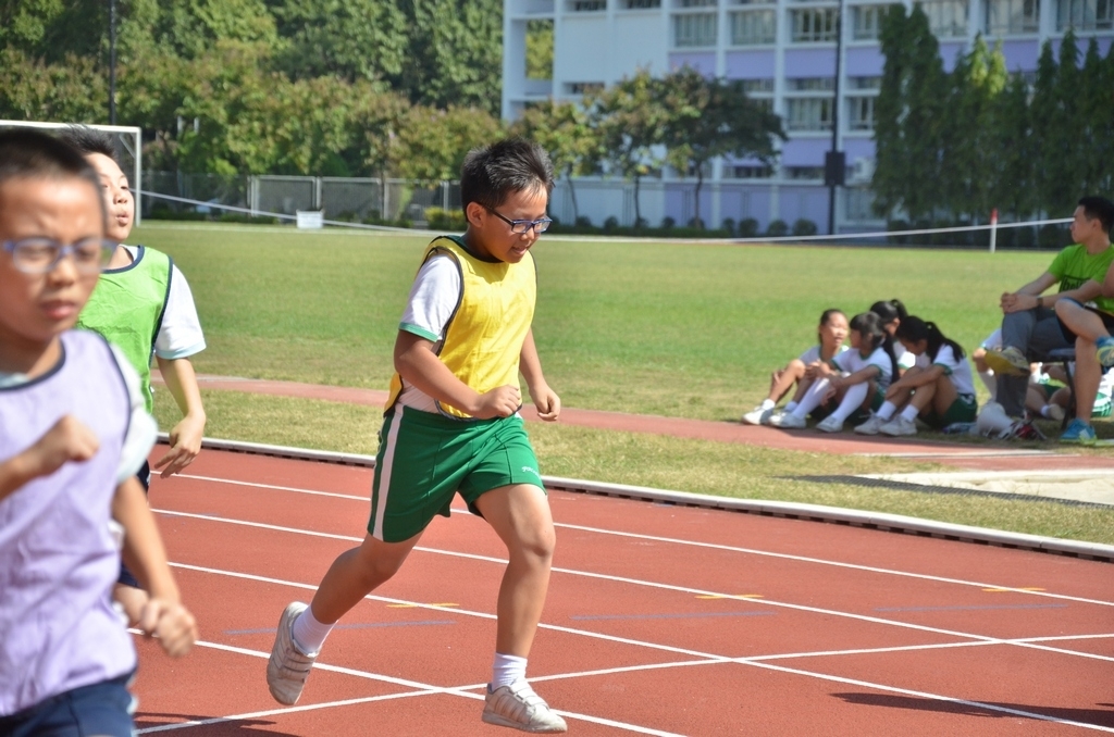 15-16鳳溪小學第五十九屆運動會 (595)_1024.JPG