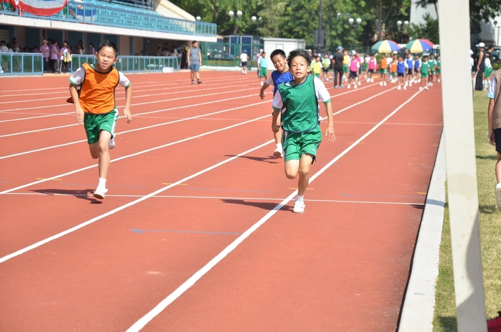 15-16鳳溪小學第五十九屆運動會 (599)_1024.JPG