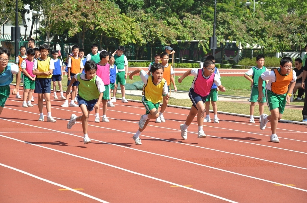 15-16鳳溪小學第五十九屆運動會 (676)_1024.JPG