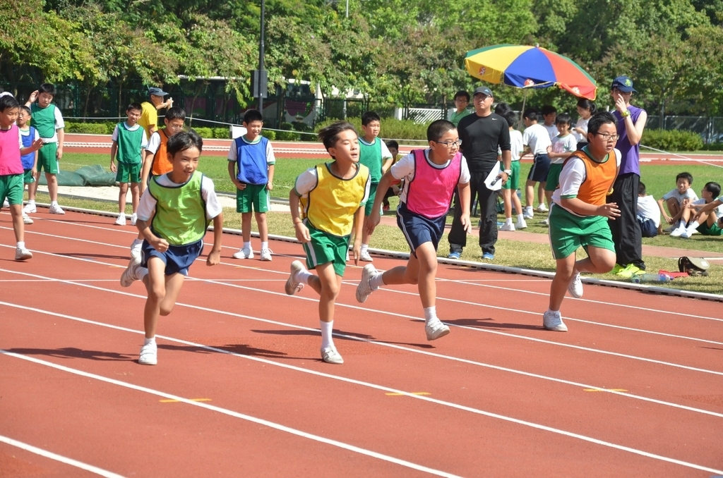 15-16鳳溪小學第五十九屆運動會 (679)_1024.JPG