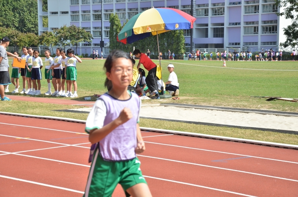 15-16鳳溪小學第五十九屆運動會 (758)_1024.JPG