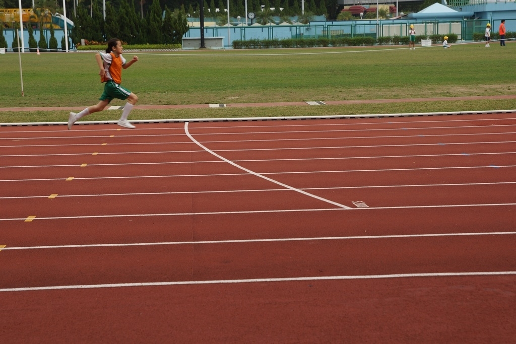 15-16鳳溪小學第五十九屆運動會 (858)_1024.JPG