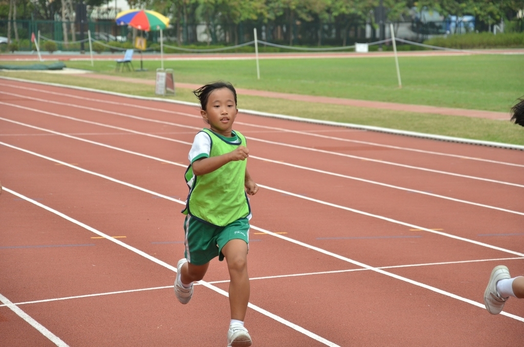 15-16鳳溪小學第五十九屆運動會 (875)_1024.JPG