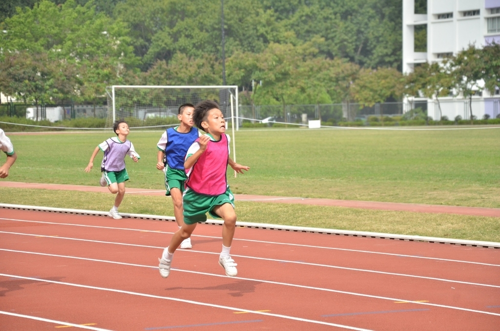 15-16鳳溪小學第五十九屆運動會 (923)_1024.JPG