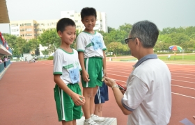 15-16鳳溪小學第五十九屆運動會 (1025)_1024.JPG