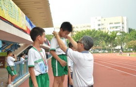 15-16鳳溪小學第五十九屆運動會 (1031)_1024.JPG