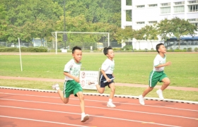 15-16鳳溪小學第五十九屆運動會 (1043)_1024.JPG