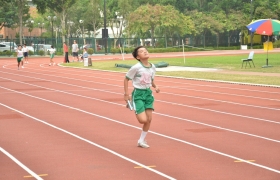 15-16鳳溪小學第五十九屆運動會 (1066)_1024.JPG