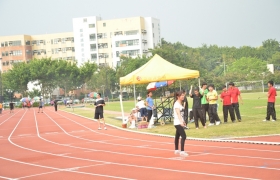 15-16鳳溪小學第五十九屆運動會 (1079)_1024.JPG