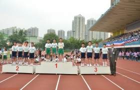 15-16鳳溪小學第五十九屆運動會 (1203)_1024.JPG