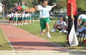 15-16鳳溪小學第五十九屆運動會 (150)_1024.JPG