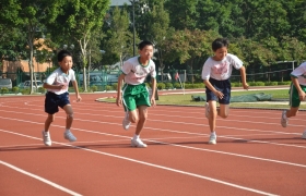 15-16鳳溪小學第五十九屆運動會 (22)_1024.JPG