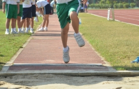 15-16鳳溪小學第五十九屆運動會 (245)_1024.JPG