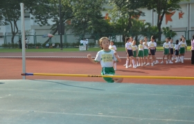 15-16鳳溪小學第五十九屆運動會 (35)_1024.JPG