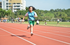 15-16鳳溪小學第五十九屆運動會 (639)_1024.JPG
