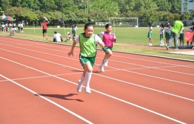15-16鳳溪小學第五十九屆運動會 (653)_1024.JPG