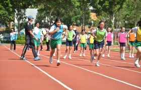 15-16鳳溪小學第五十九屆運動會 (696)_1024.JPG