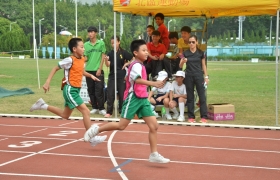15-16鳳溪小學第五十九屆運動會 (892)_1024.JPG