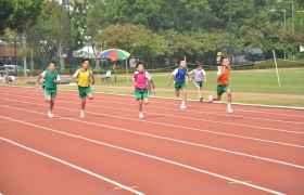 15-16鳳溪小學第五十九屆運動會 (921)_1024.JPG