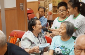 15-16訓育組鳳溪長者鄰舍中心探訪活動 (46).JPG