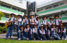 1516FOLK10.JPG