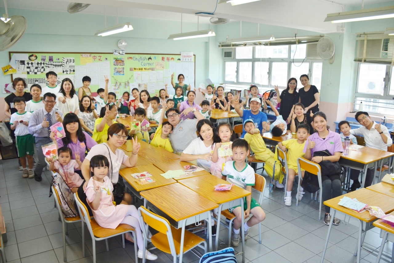 15-16訓育組服務學習系列活動_甜心行動四相片 (86).JPG