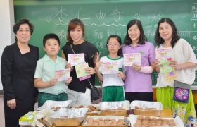 15-16訓育組服務學習系列活動_甜心行動四相片 (54).JPG