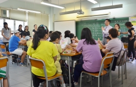 15-16訓育組服務學習系列活動_甜心行動四相片 (76).JPG