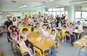 15-16訓育組服務學習系列活動_甜心行動四相片 (88).JPG