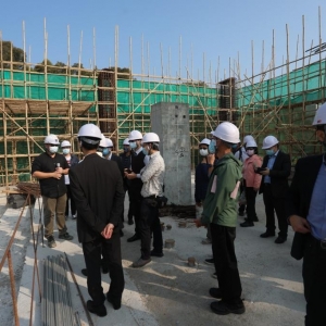 20-21年 游泳館興建進度視察